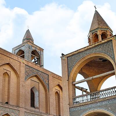 نگین جلفای چهار صدساله